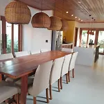 Casa Trancoso Is Full-Service, New House, 10 Mins Walk To Beach & Quadrado