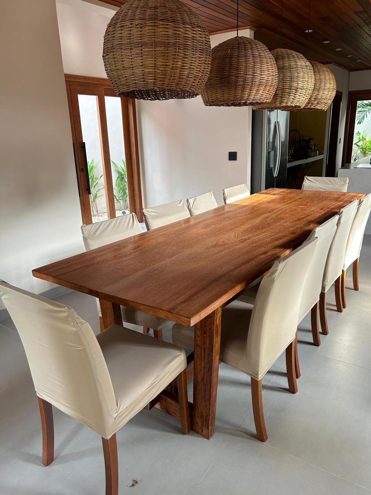 Villa New House, 10 Mins Walk To & Quadrado